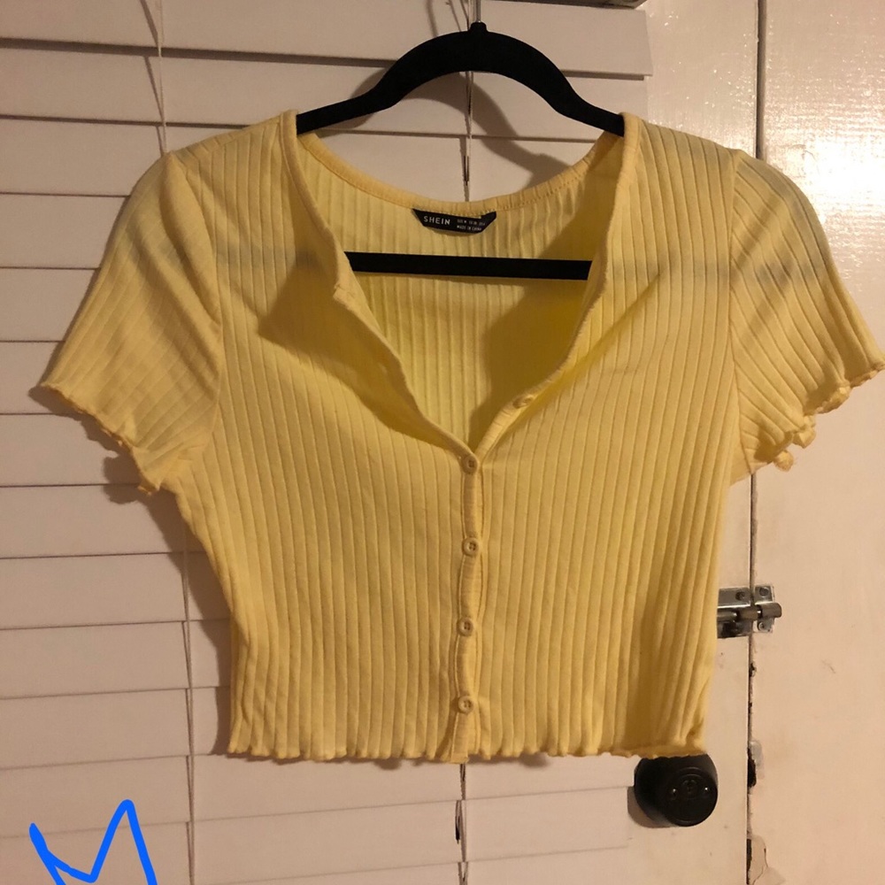 WOMENS CLOTHES AND SHOES ✨ - Picture 8 of 16